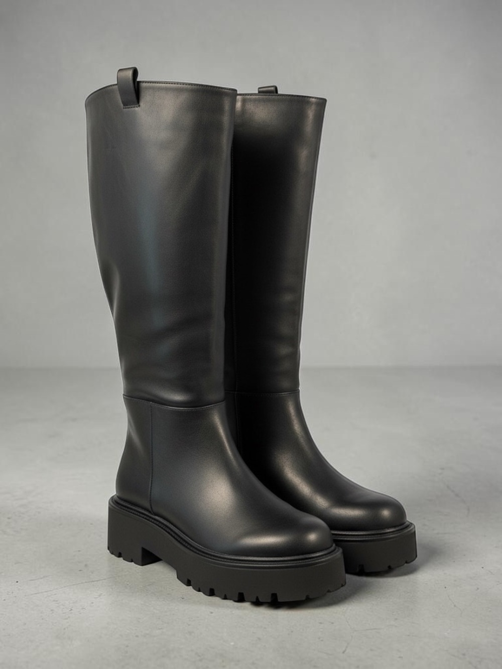 Madden Girl Black knee high Women's Platform Boots, size 10 NWOT